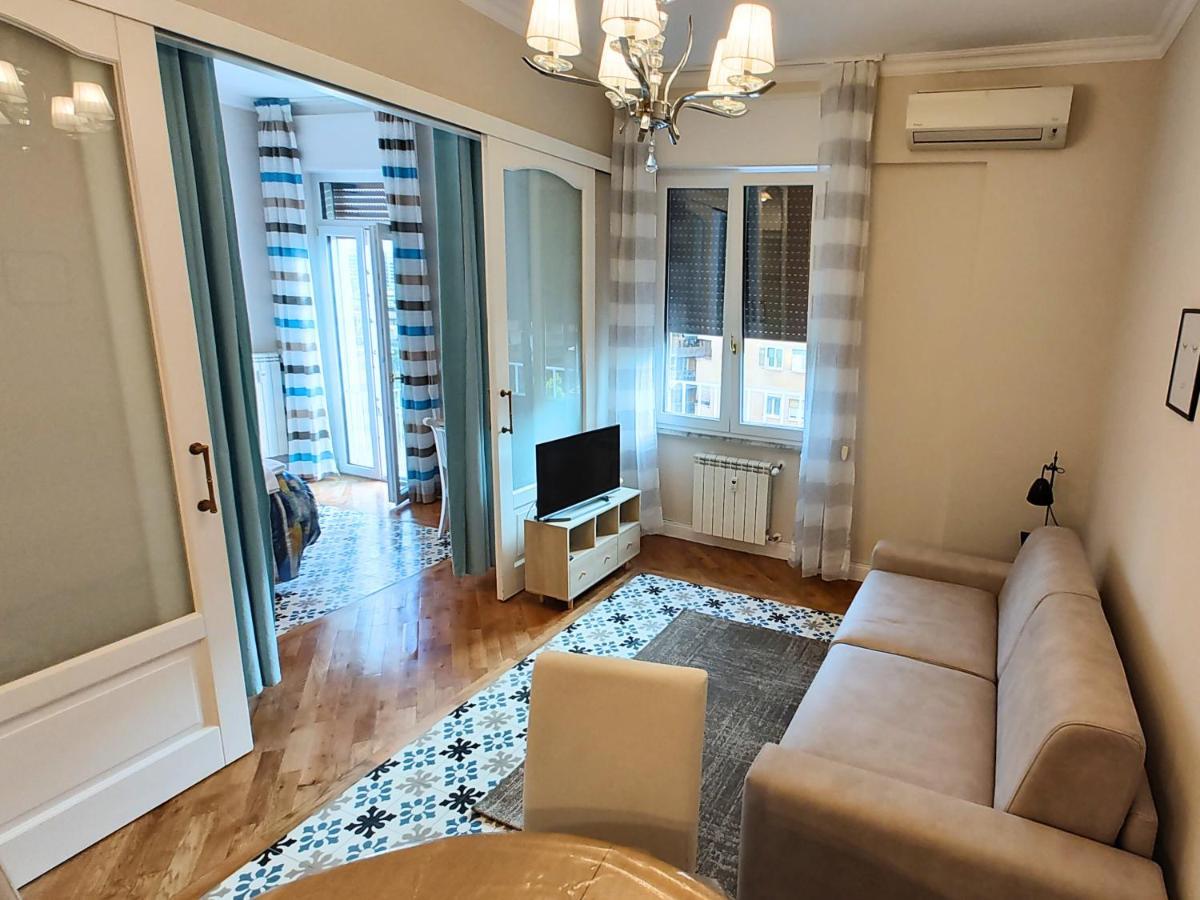 Luxury Apartment By Palazzo Senesi Рим Экстерьер фото